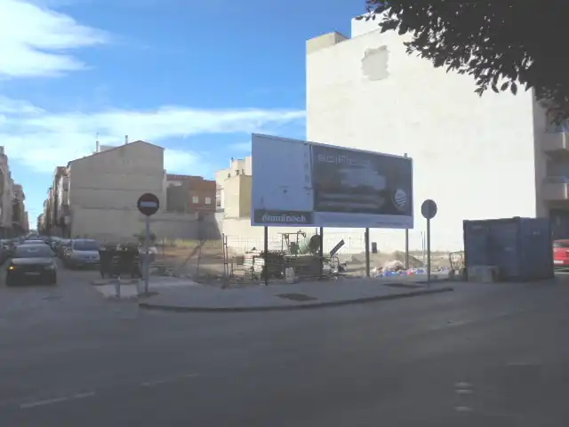 Terreny residencial en venda a Carrer de la Constitució Espanyola 29, imagen 4