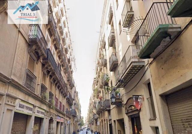 Piso en Venta en Calle MARQUES DE BARBERA en El Raval