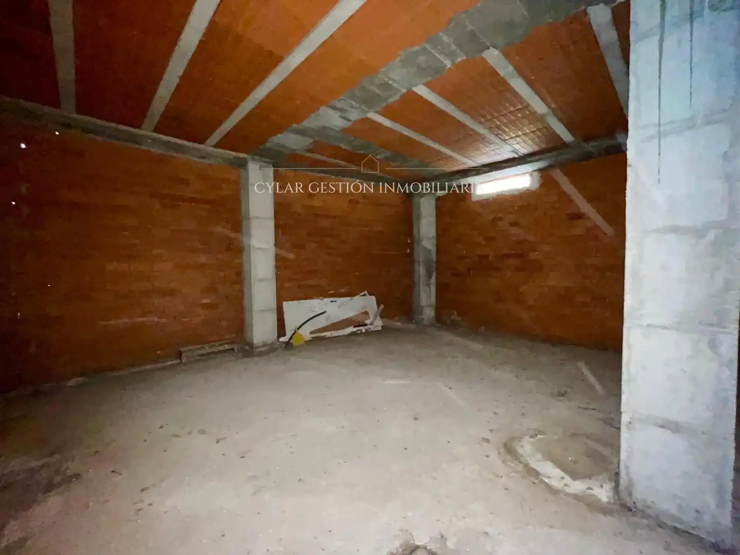 Commercial properties for sale in Villares de la Reina