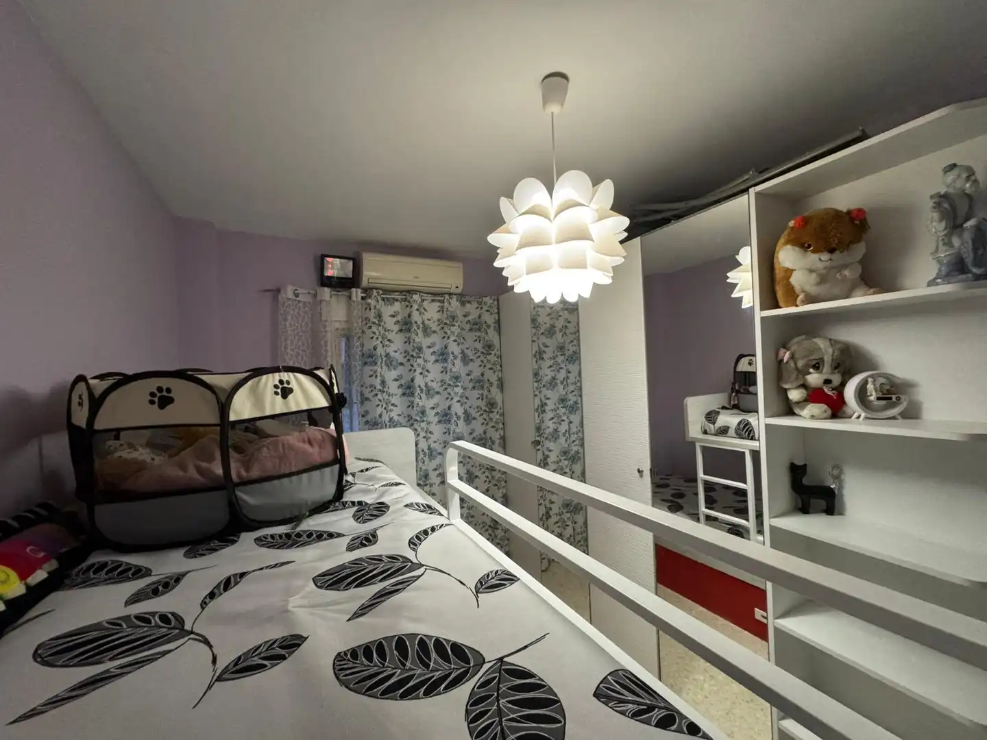 Bedroom of Flat for sale in Sevilla  with Terrace