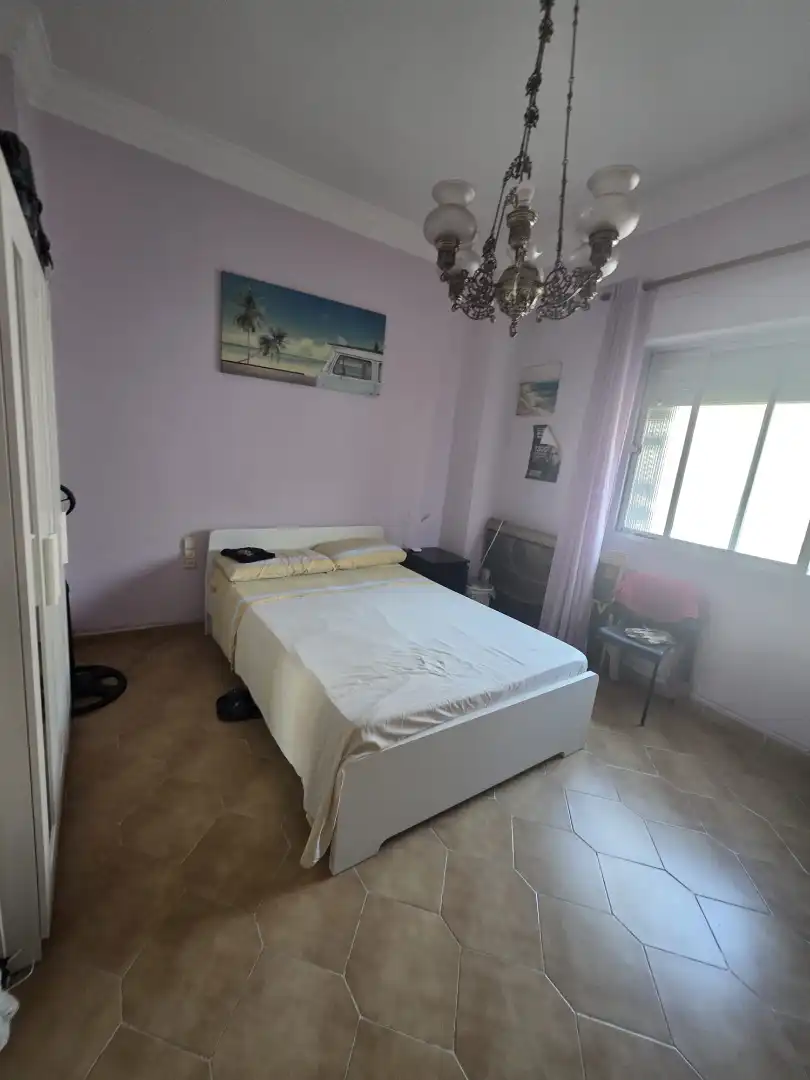 Habitación de Piso en venta en Valencia con Amueblado y Horno