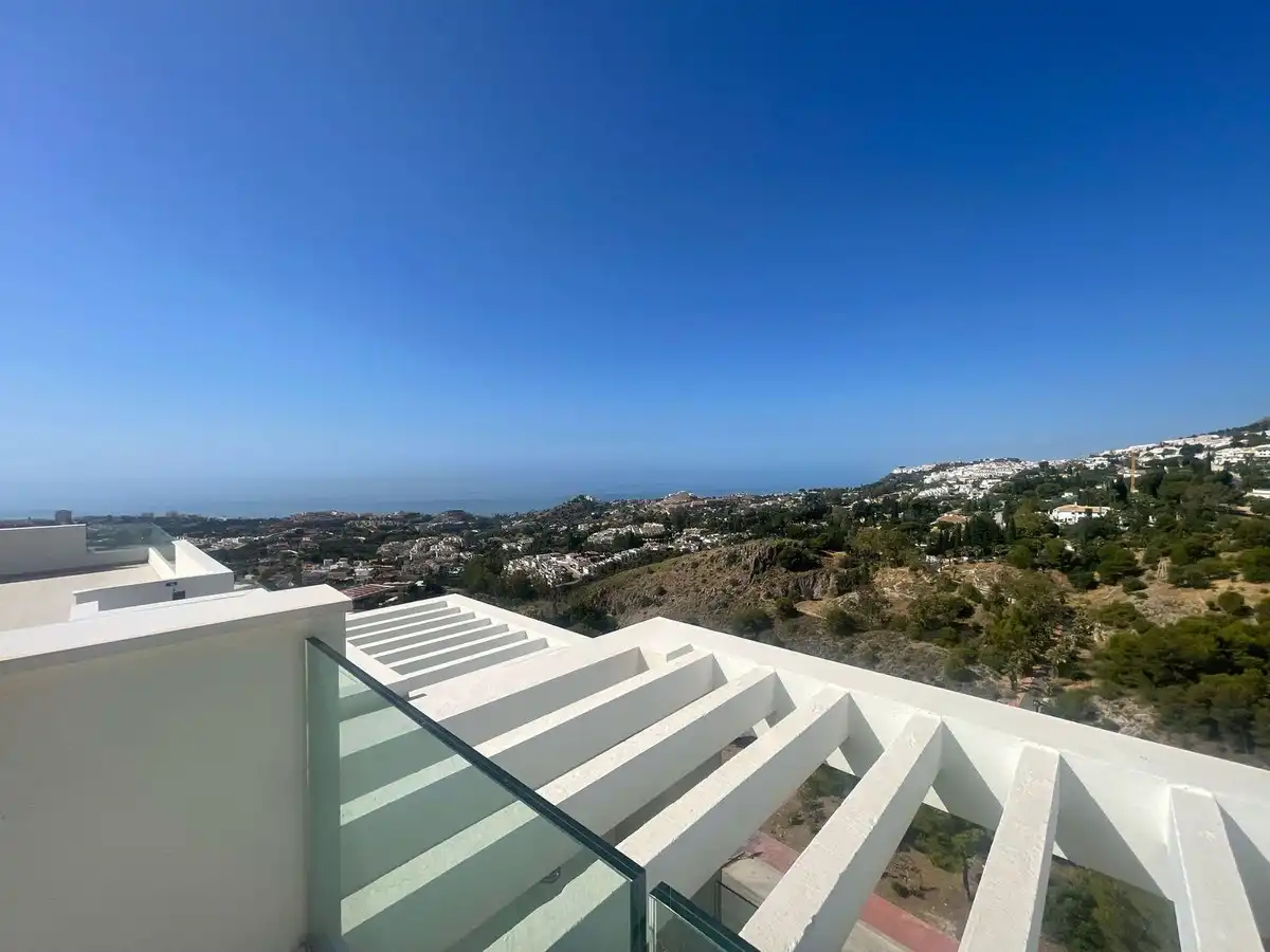 Penthouse with pool for sale in rocas blancas, imagen 5