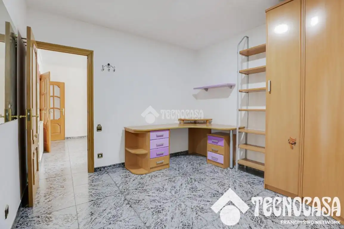 Habitación de Piso en venta en Viladecans con Aire acondicionado, Calefacción y Balcón