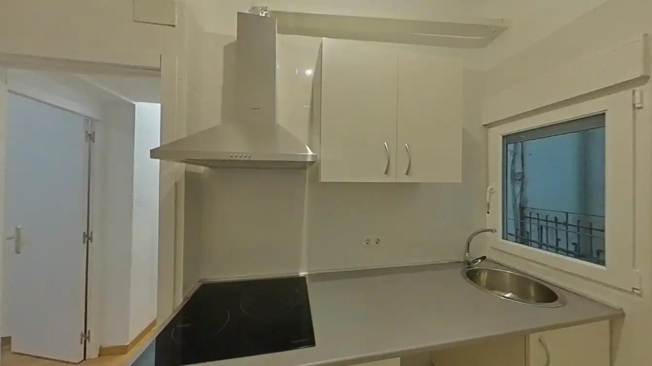 Cocina de Piso en venta en Madrid con Horno