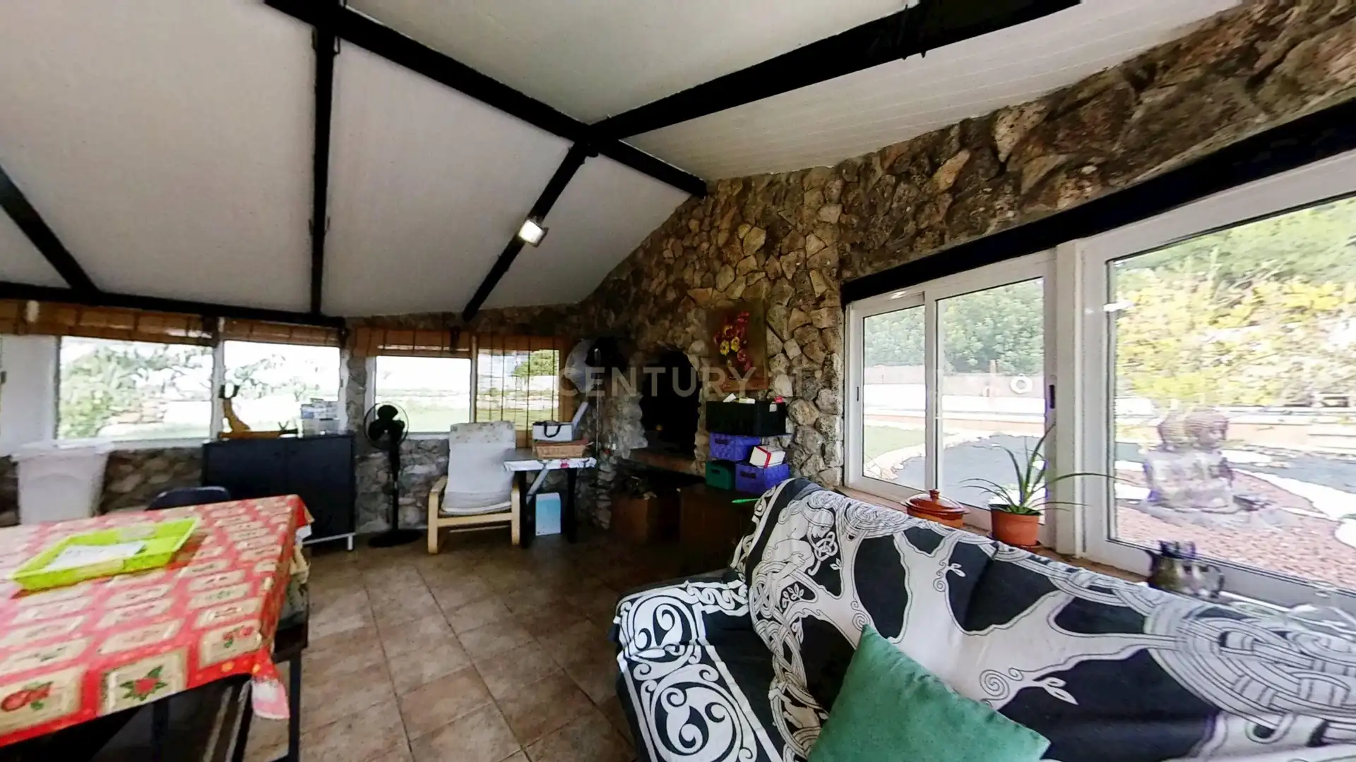 Sala d'estar de Casa o xalet en venda en El Vendrell amb Aire condicionat, Jardí privat i Traster