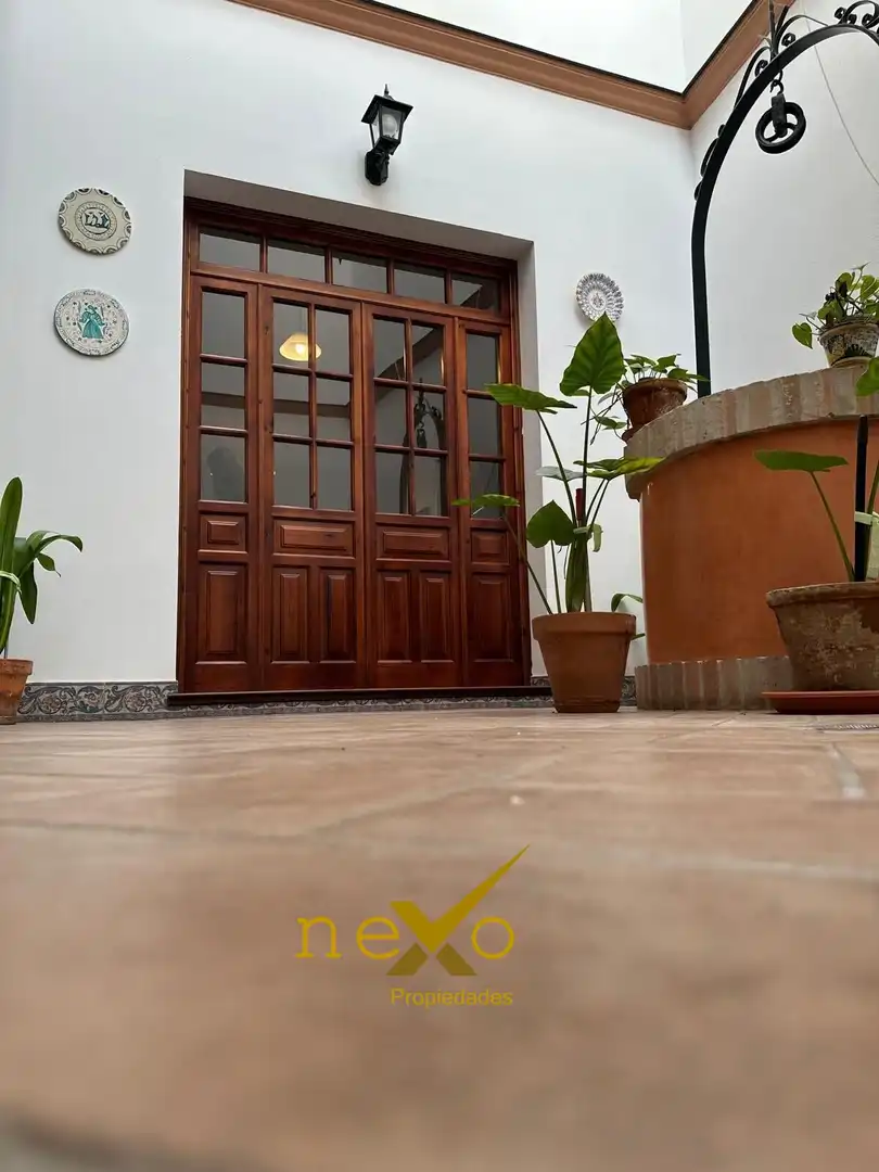 Casa o chalet en venta en Carmona con Jardín privado y Piscina