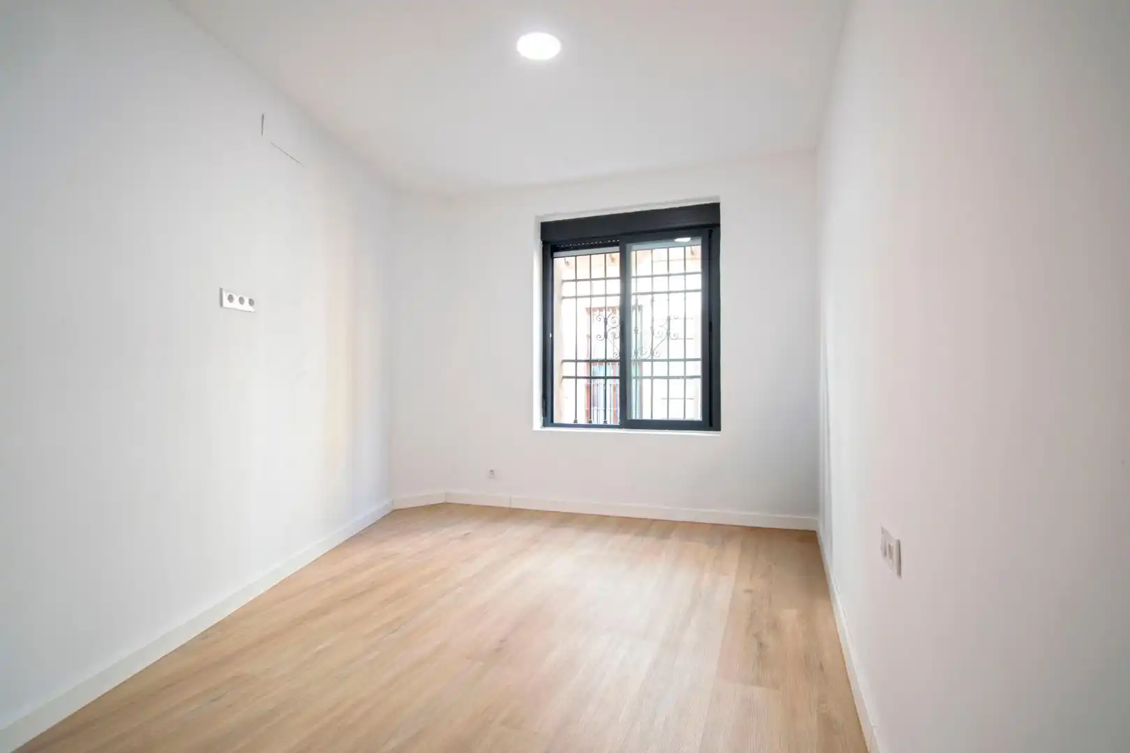 Habitación de Piso en venta en Sevilla