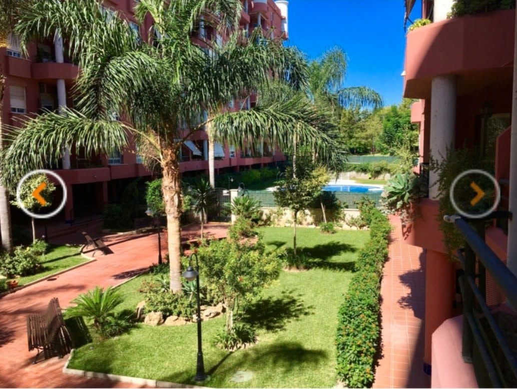 Jardí de Pis de lloguer en Fuengirola amb Jardí privat, Terrassa i Moblat