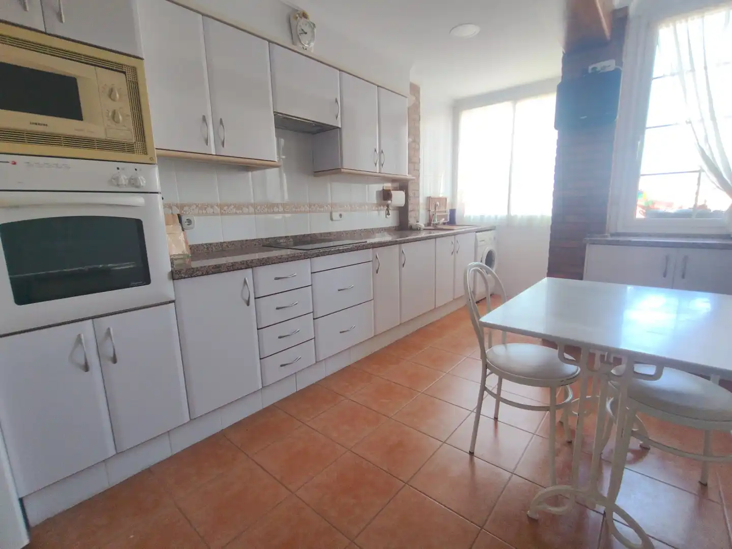 Cuina de Pis en venda en Gandia amb Terrassa i Traster