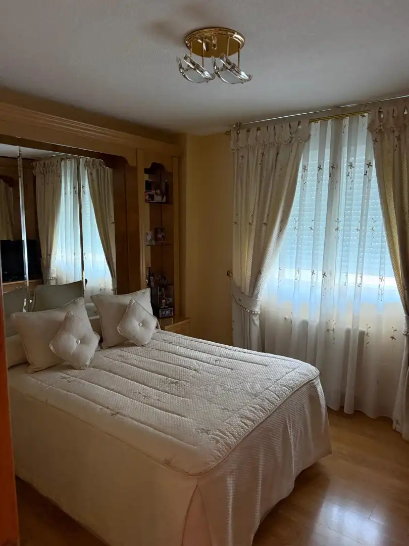 Dormitori de Casa adosada en venda en Arganda del Rey amb Aire condicionat, Calefacció i Jardí privat