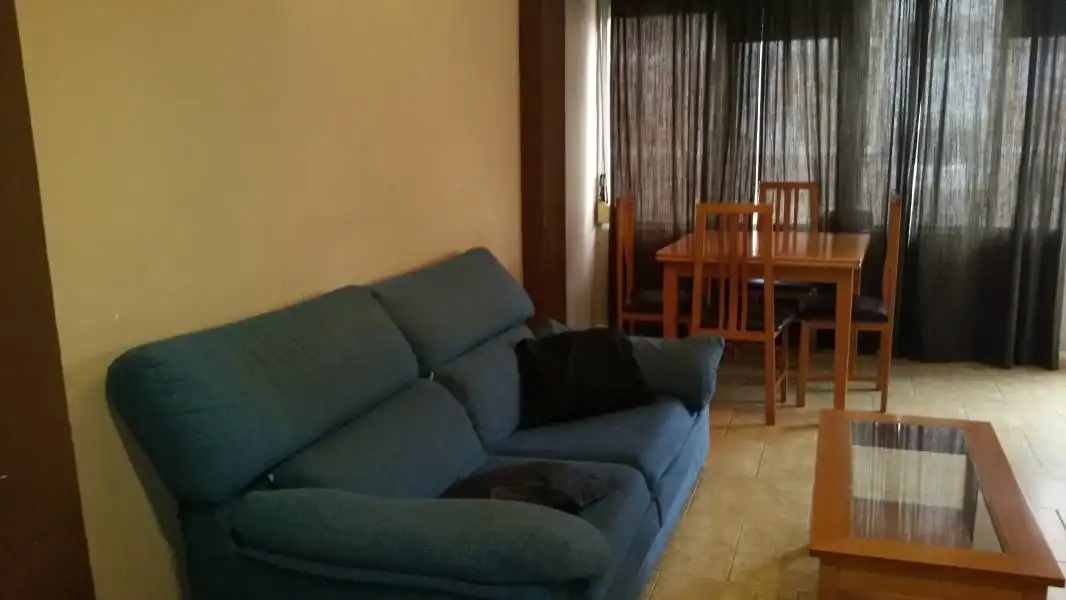 Sala d'estar de Pis en venda en Alicante / Alacant amb Moblat i Balcó