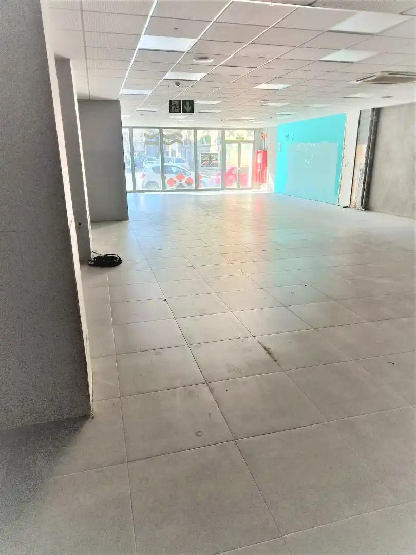 Business premises to rent in Carrer Sant Joan de Mata 3, imagen 5
