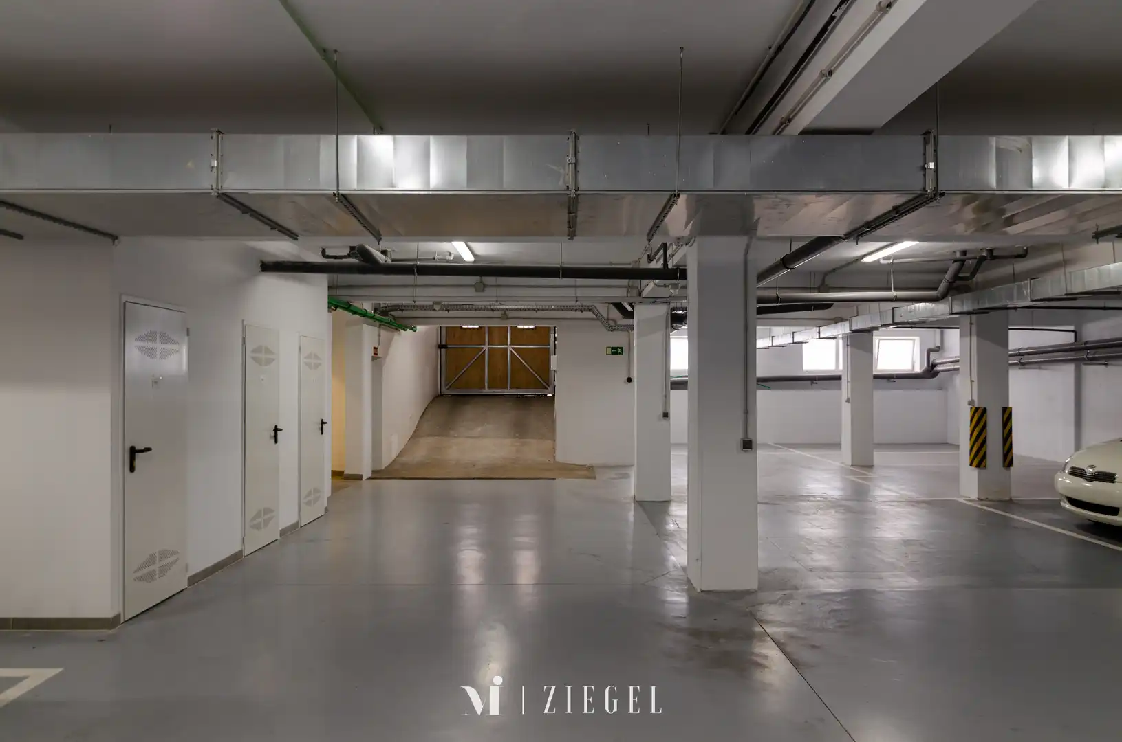 Parking of Flat for rent in Las Palmas de Gran Canaria  with Air Conditioner and Furnished