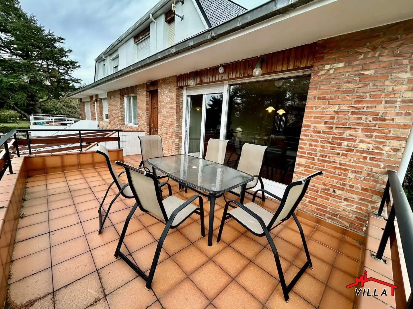 Terrasse von Haus oder Chalet zum Verkauf in Laredo mit Heizung und Terrasse