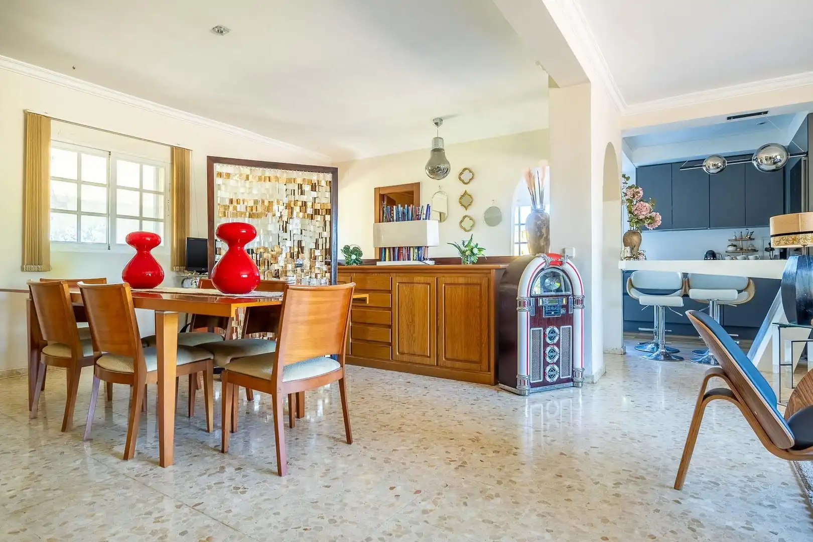 Menjador de Casa o xalet en venda en Mairena del Aljarafe amb Aire condicionat, Jardí privat i Traster