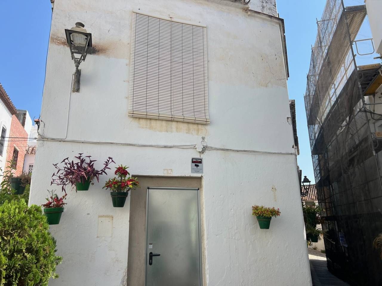 Vista exterior de Casa o xalet en venda en Estepona amb Terrassa