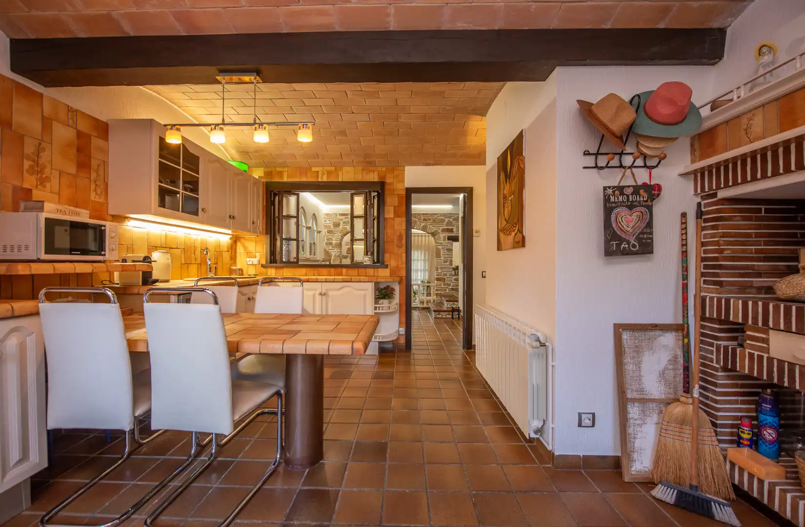 Cocina de Casa adosada de alquiler en Castell d'Aro, Platja d'Aro i s'Agaró con Calefacción, Jardín privado y Amueblado