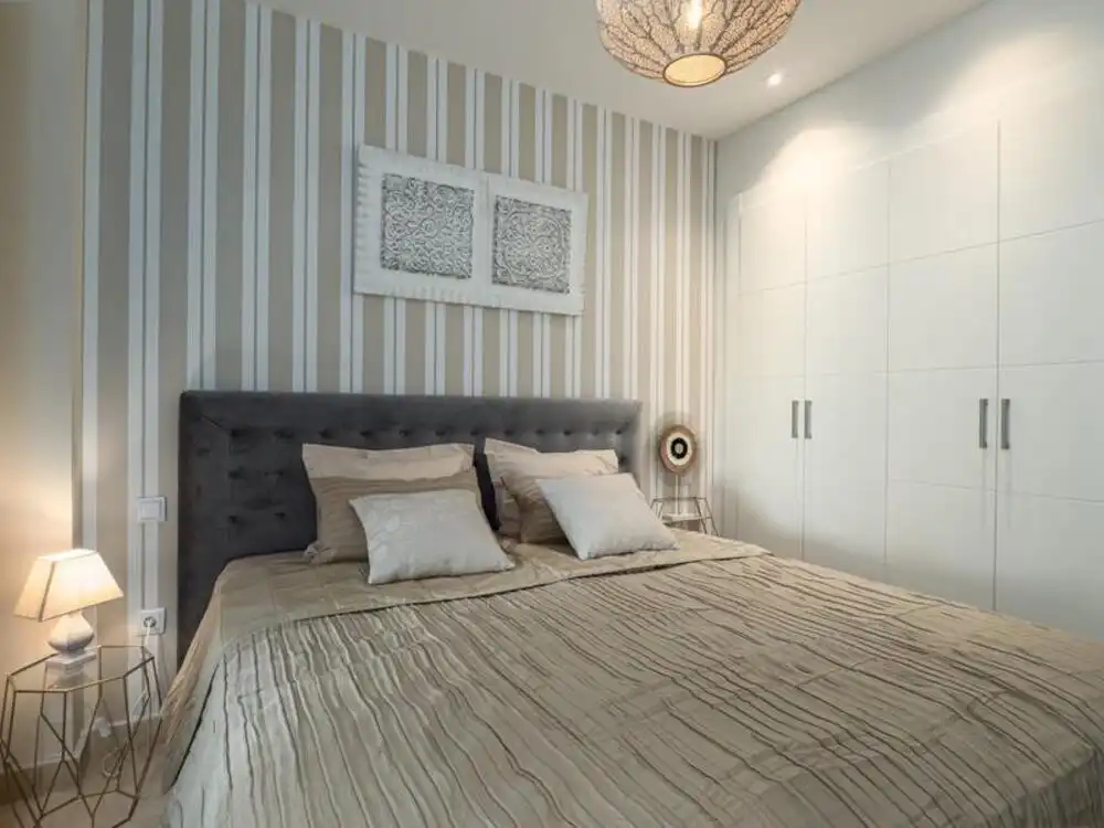 Habitación de Planta baja en venta en Benahavís con Aire acondicionado, Terraza y Piscina