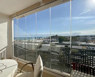 Vista exterior de Apartament de lloguer en Benicasim / Benicàssim amb Aire condicionat, Calefacció i Jardí privat