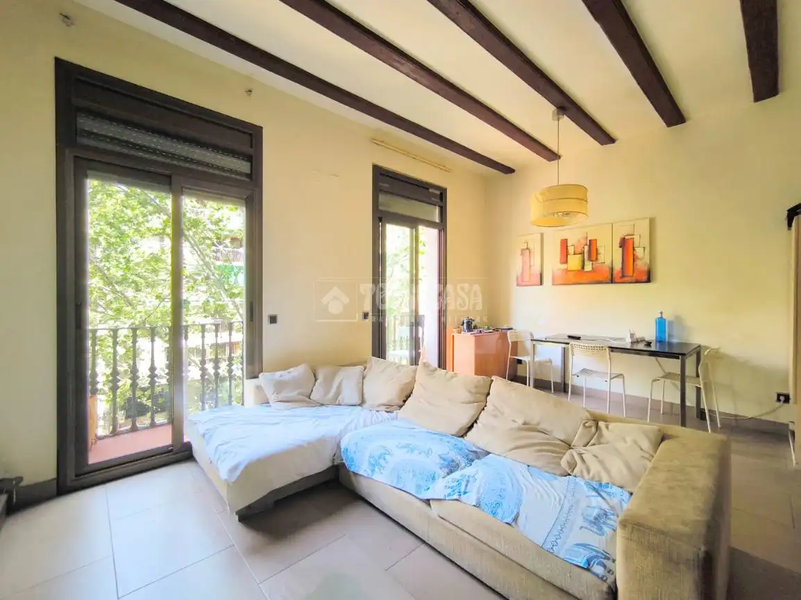 Sala de estar de Piso en venta en Barcelona con Balcón