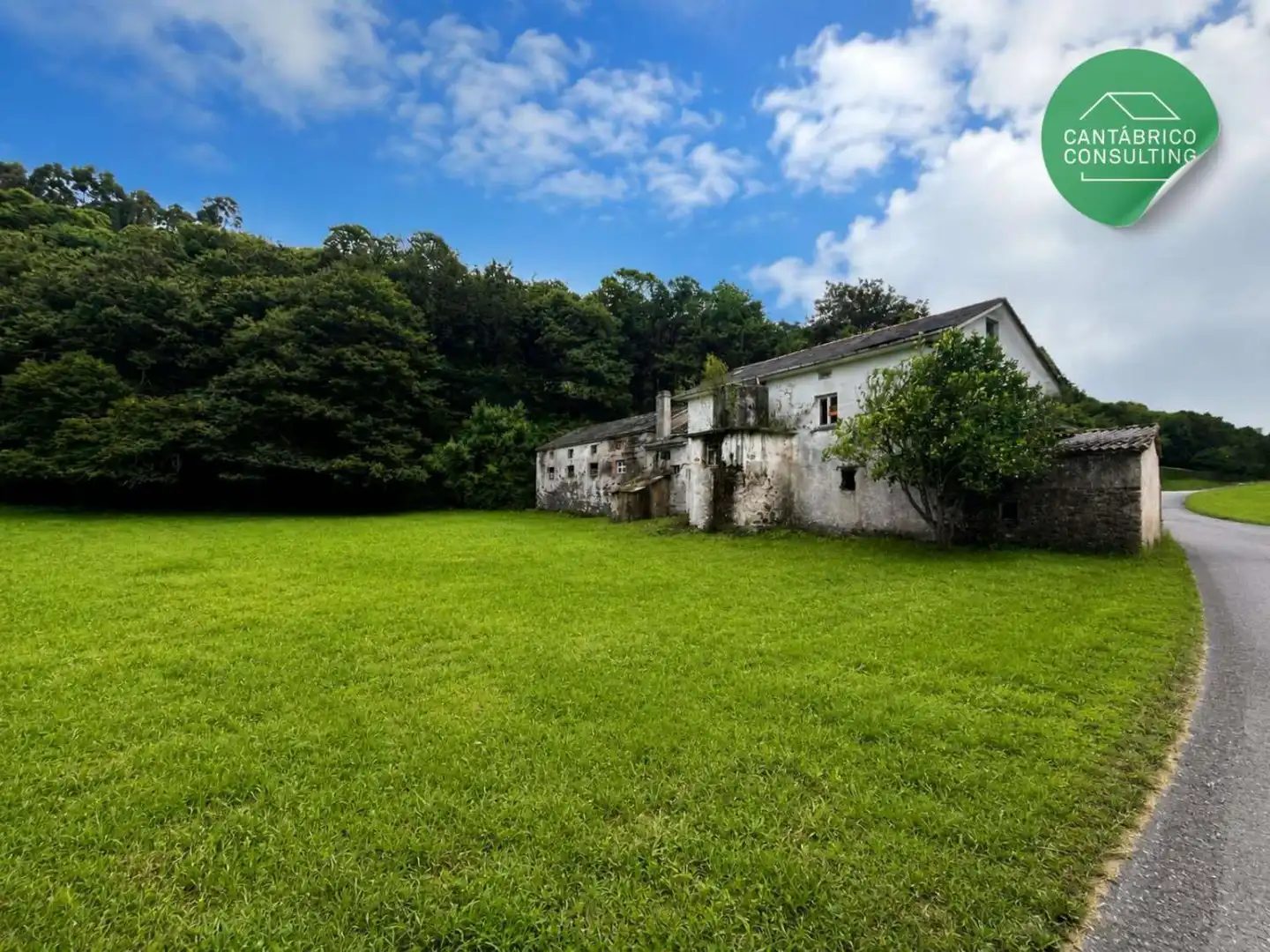 Vista exterior de Finca rústica en venda en El Franco 