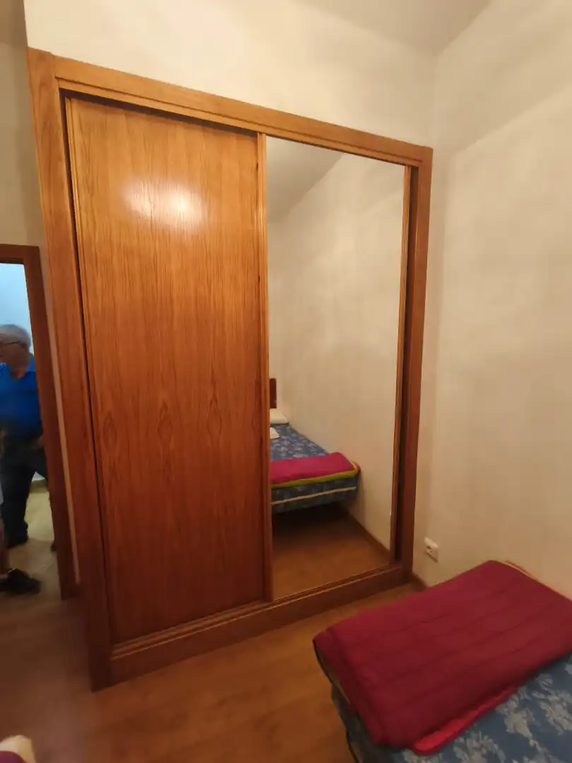 Habitación de Piso de alquiler en Santiago de Compostela  con Calefacción, Parquet y Amueblado