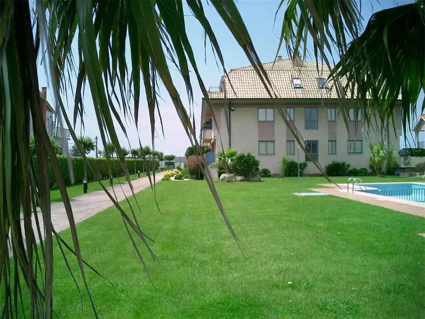 Jardí de Apartament en venda en Sanxenxo amb Jardí privat, Traster i Piscina