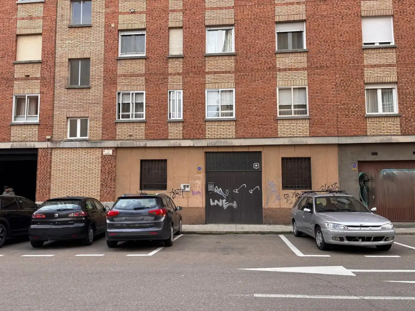 Parking of Commercial properties for sale in Salamanca
