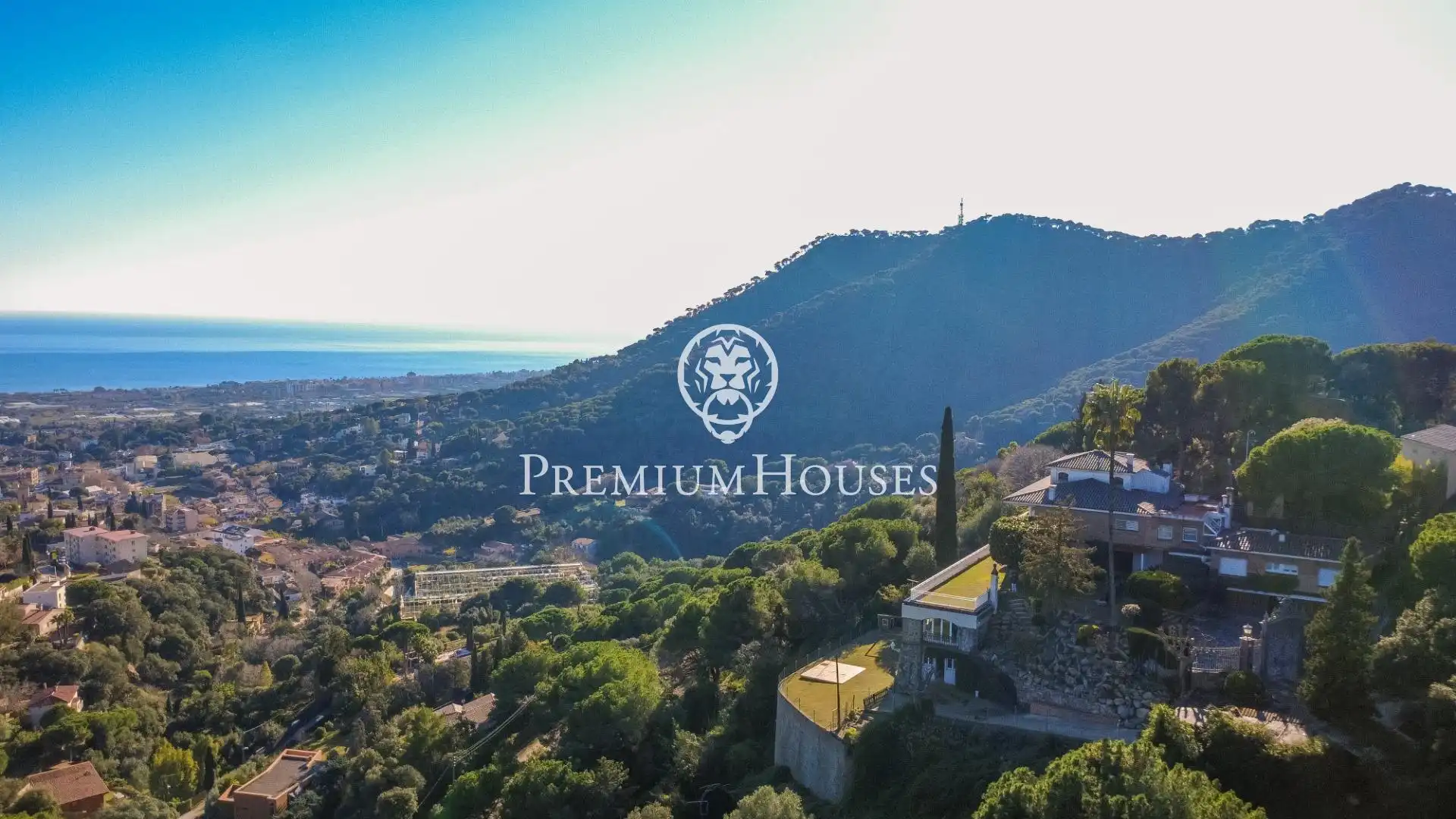 Exterior view of Houses for sale in Cabrera de Mar  with Heating, Terrace and Storage room