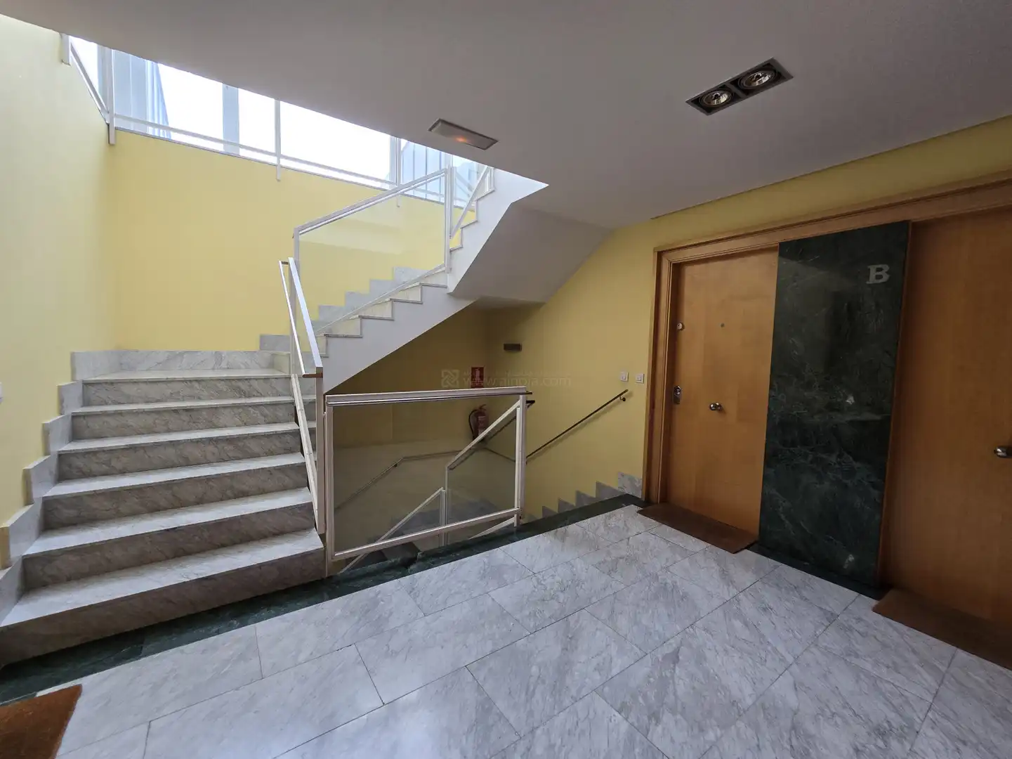 Flat for sale in  Logroño  with Air Conditioner, Heating and Storage room