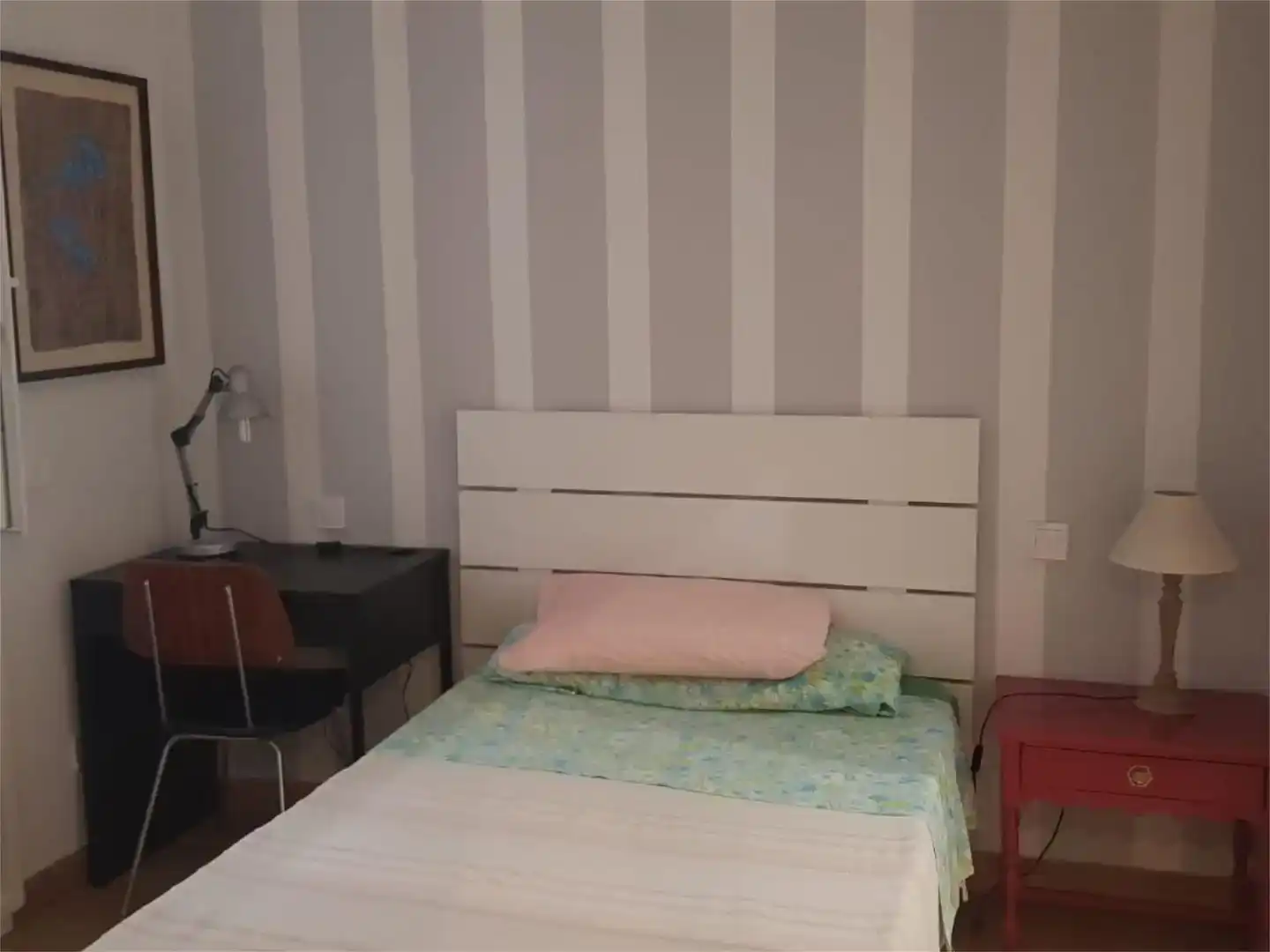 Schlafzimmer von Wohnung zur Miete in  Madrid Capital