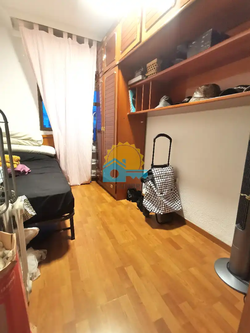 Dormitori de Pis en venda en Huelva amb Aire condicionat, Parquet i Moblat