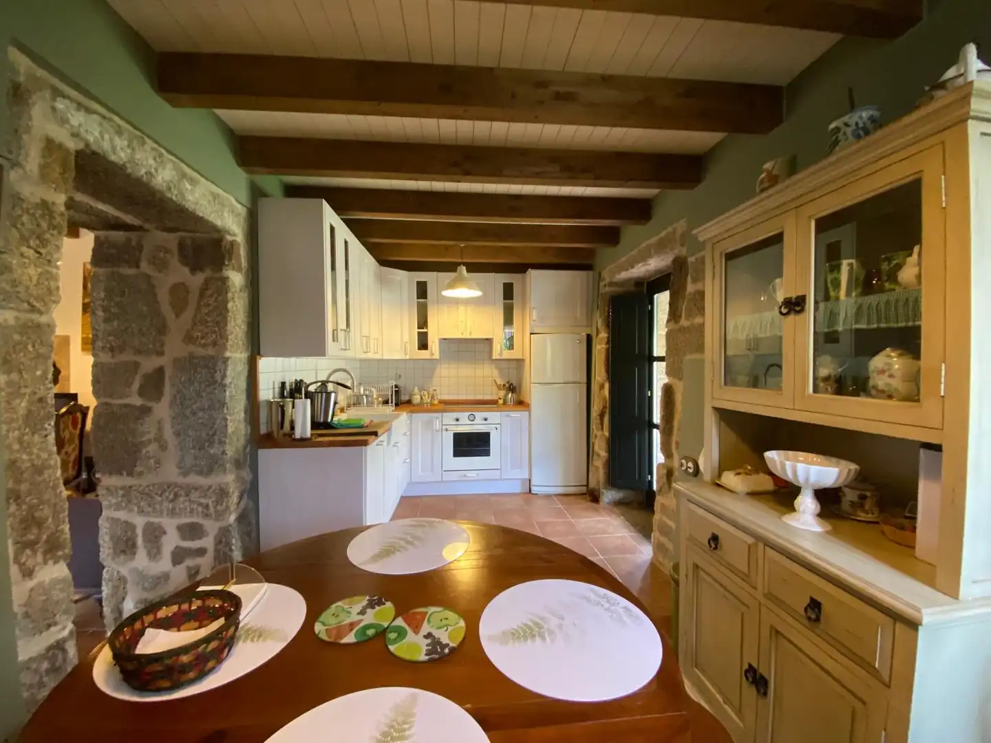 Cocina de Casa o chalet en venta en Leiro con Calefacción, Jardín privado y Parquet