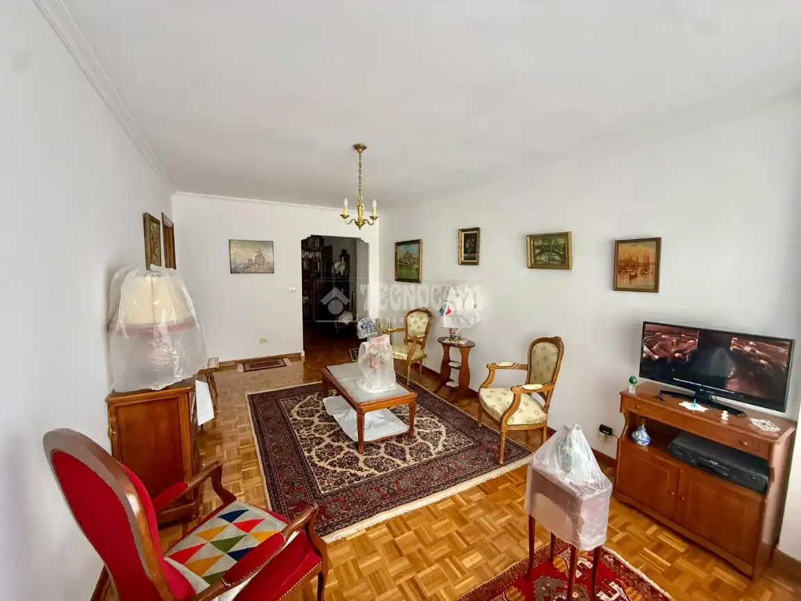 Sala de estar de Piso en venta en Santander
