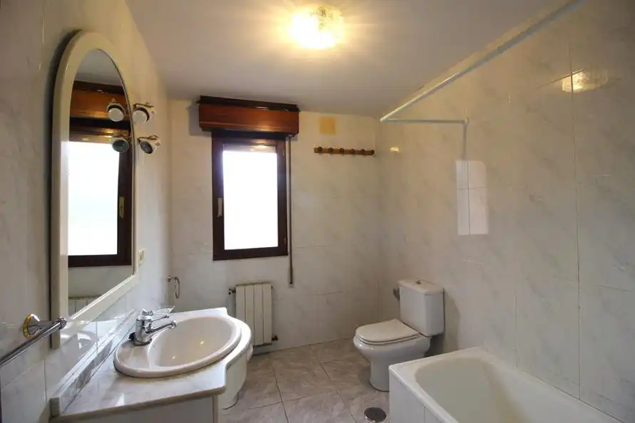 Bathroom of Houses for sale in Amieva  with Heating