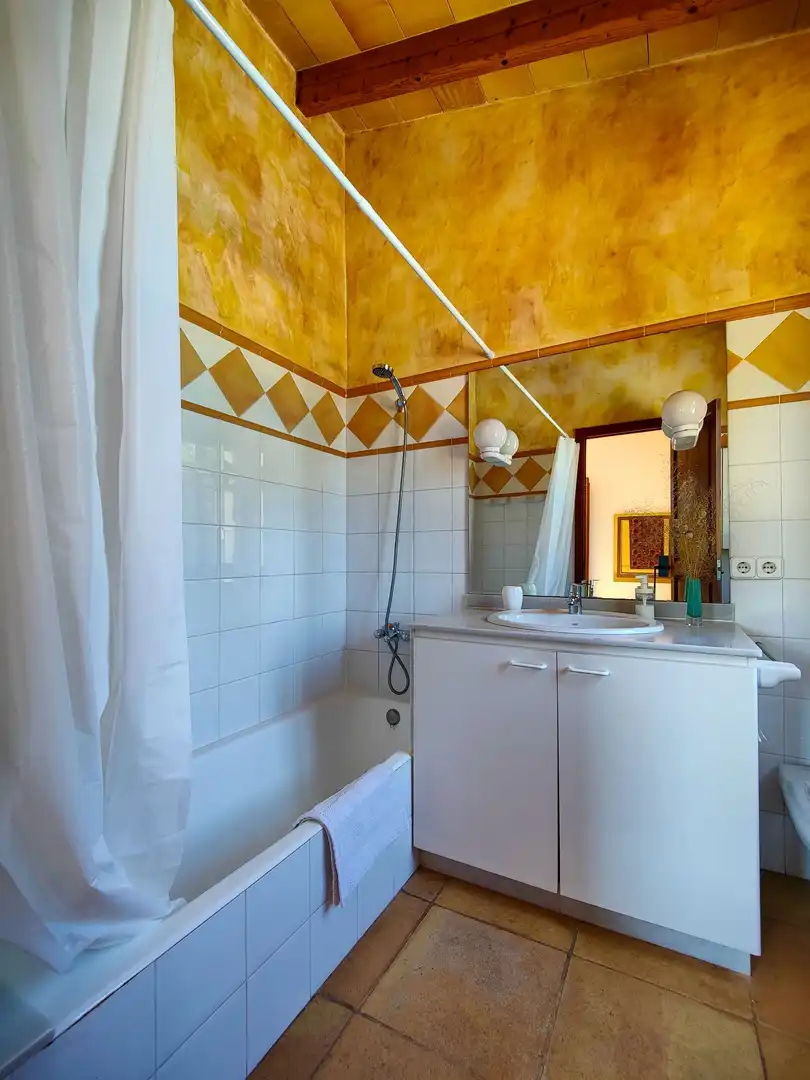 Country house zur Miete in MA-4032, 1, Zona d'Interior