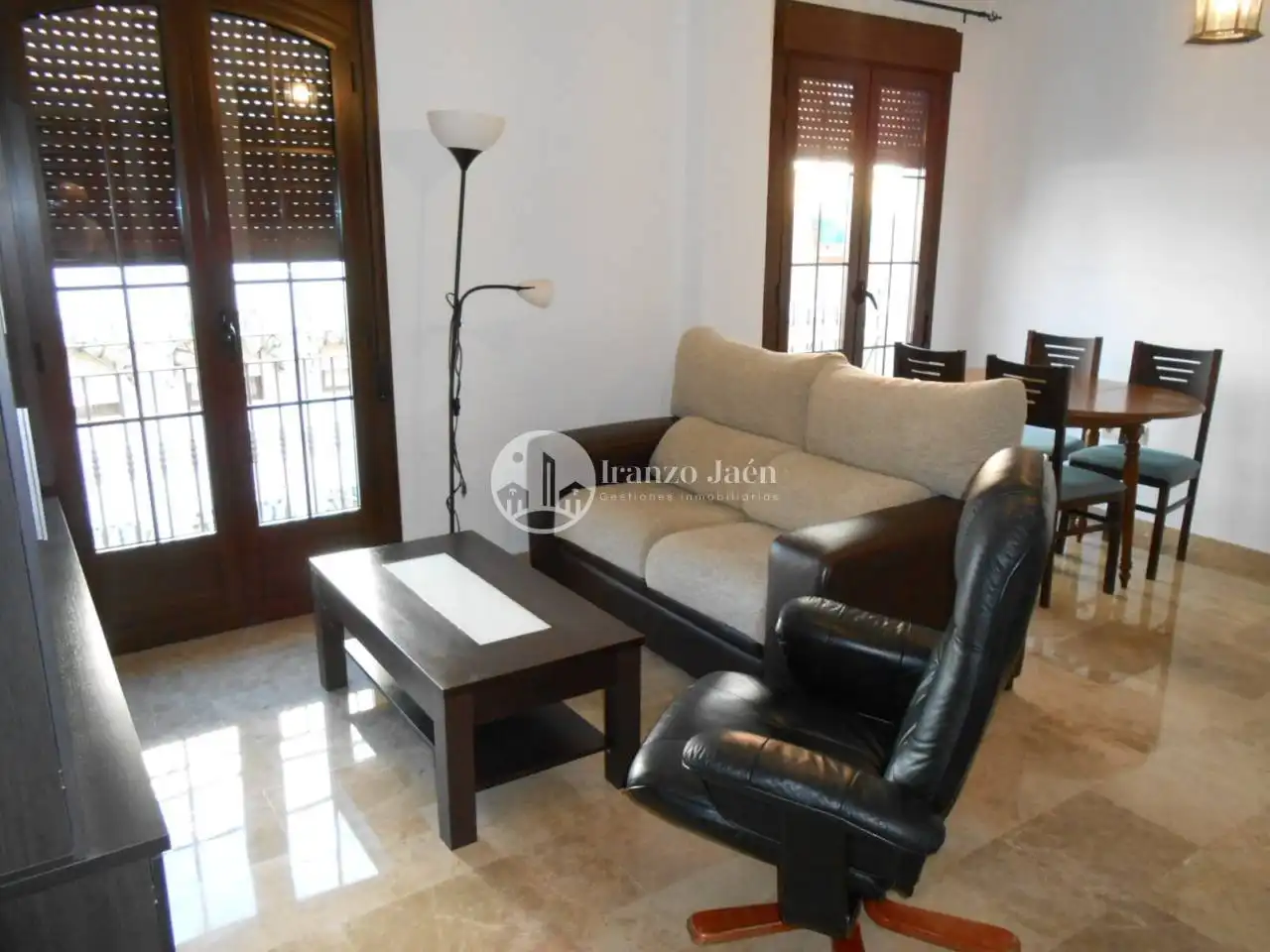 Apartment with terrace to rent in San Ildefonso - Catedral