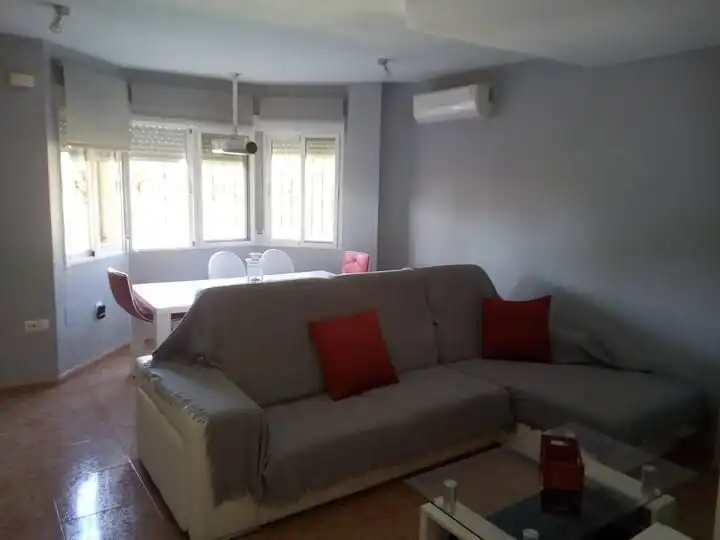 Vivienda con jardín en venta en Avenida Unificación 1, imagen 4