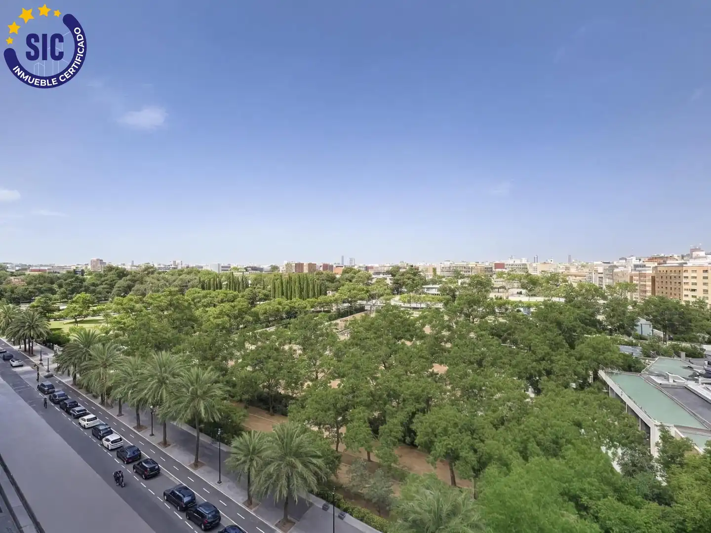 Vista exterior de Pis en venda en Valencia amb Aire condicionat, Terrassa i Balcó