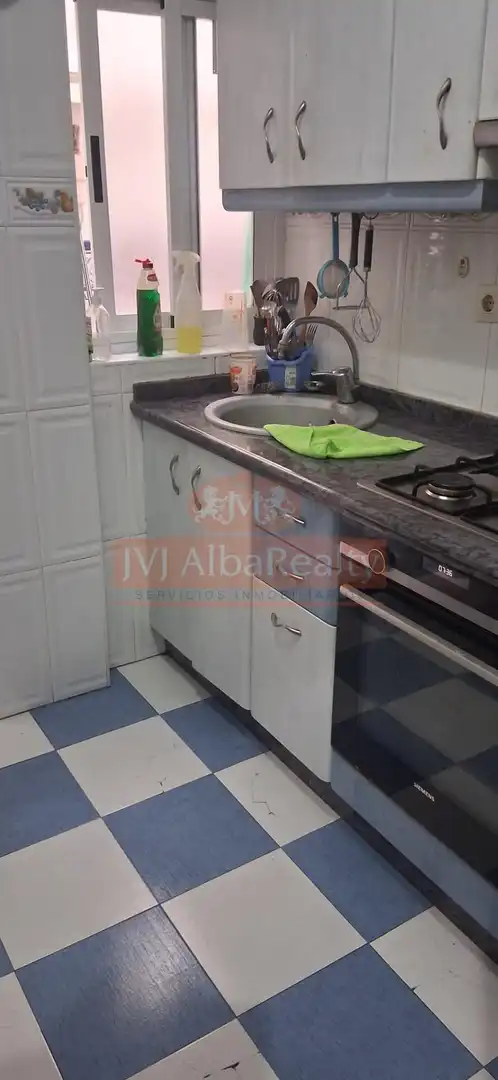 Cuina de Pis en venda en Albacete amb Calefacció i Balcó