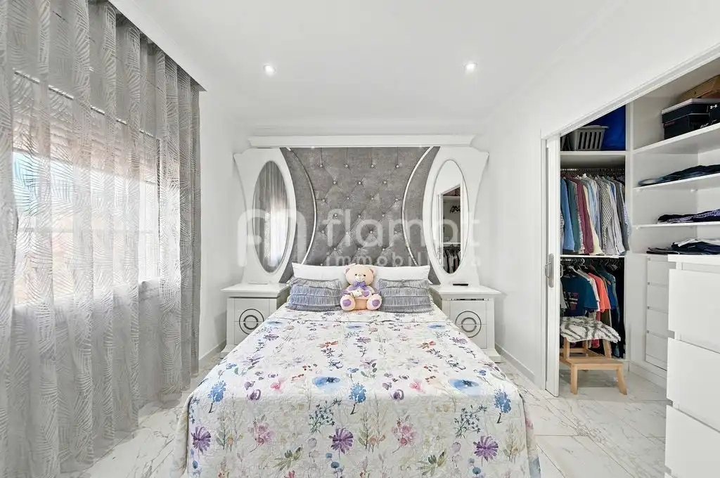 Dormitori de Casa o xalet en venda en Terrassa