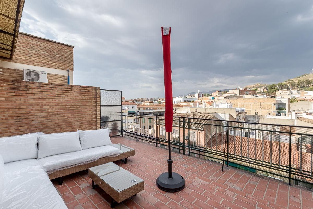 Terrace of Attic to rent in  Granada Capital