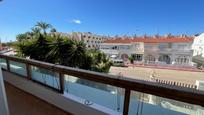 Vista exterior de Casa adosada en venda en Torrevieja