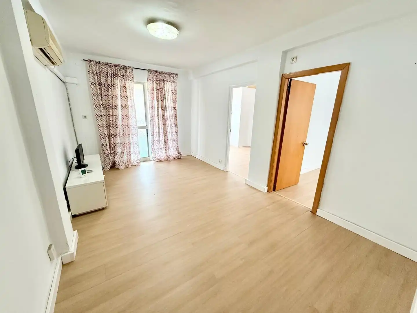 Bedroom of Flat for sale in Málaga Capital  with Air Conditioner and Terrace
