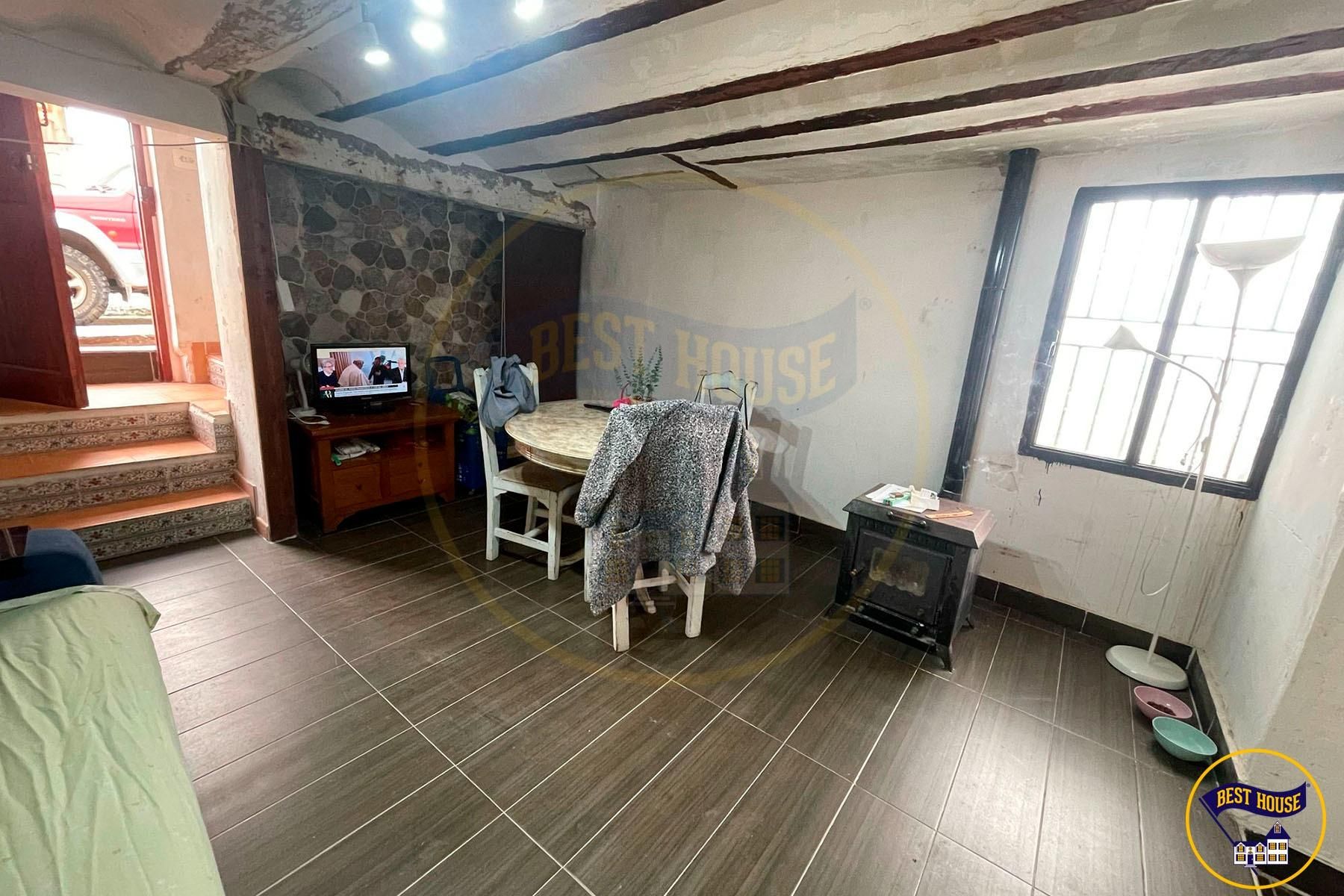 Finca rústica en venta en Cañete con Calefacción, Parquet y Trastero