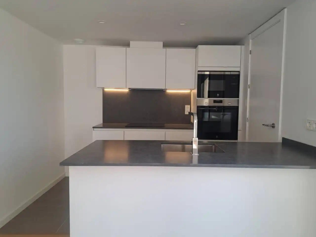 Cocina de Piso de alquiler en Sabadell con Aire acondicionado, Calefacción y Parquet