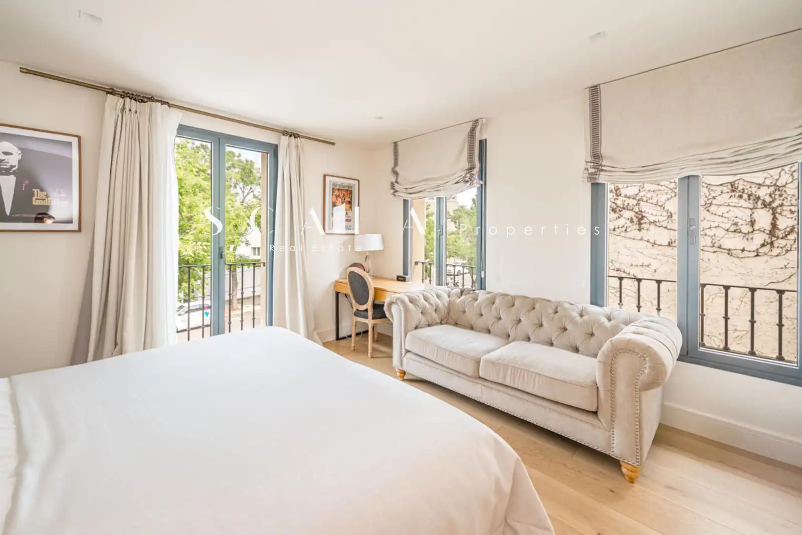 Dormitori de Dúplex de lloguer en Madrid amb Aire condicionat, Calefacció i Jardí privat