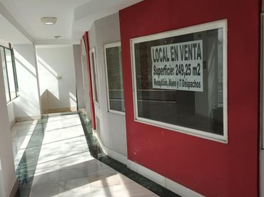 Local comercial en venda a Calle SAN ANTON