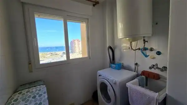 Habitación de Apartamento en venta en La Manga del Mar Menor con Aire acondicionado, Calefacción y Terraza