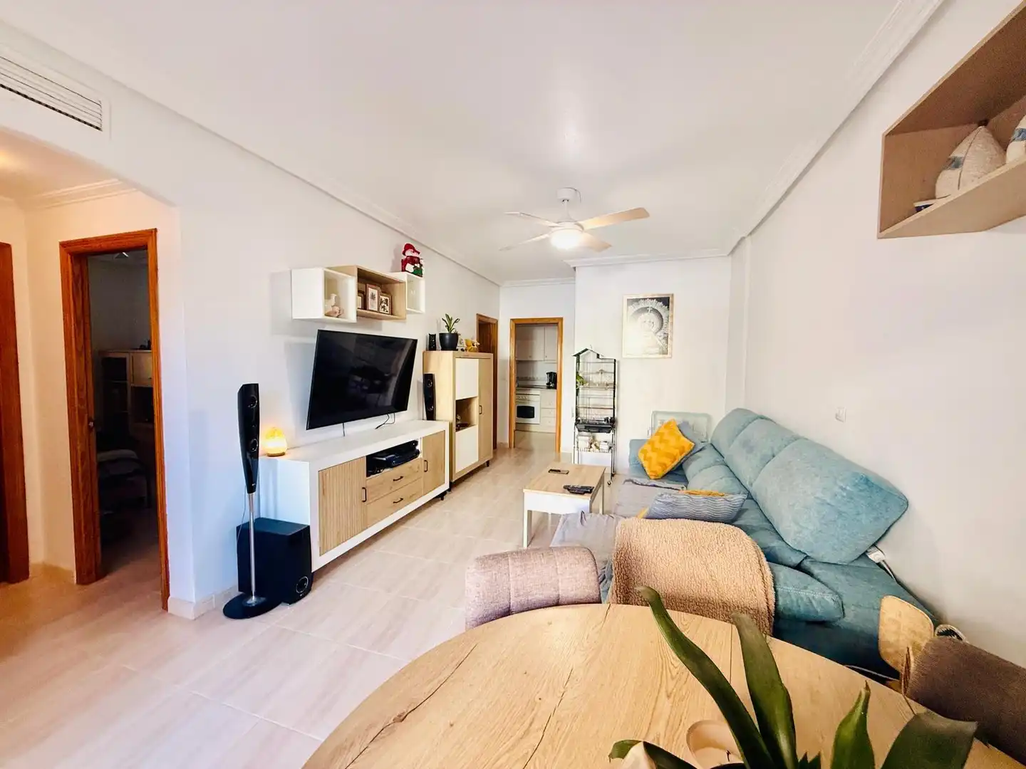 Living room of Flat for sale in Águilas  with Private garden, Terrace and Furnished